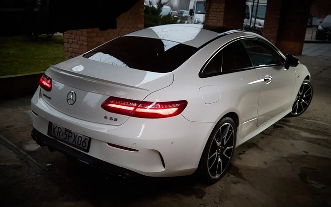 Mercedes-Benz Klasa E cena 209000 przebieg: 160000, rok produkcji 2019 z Sosnowiec małe 742